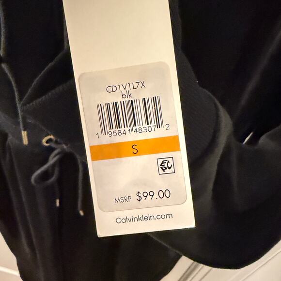 NWT CALVIN KLEIN $99 Velvet Jumpsuit Size S/M Black - Picture 7 of 9